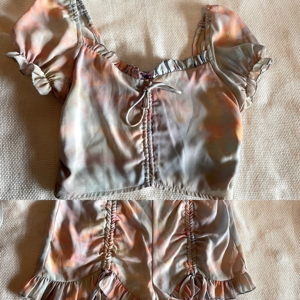 Adelaide crop top and shorts
